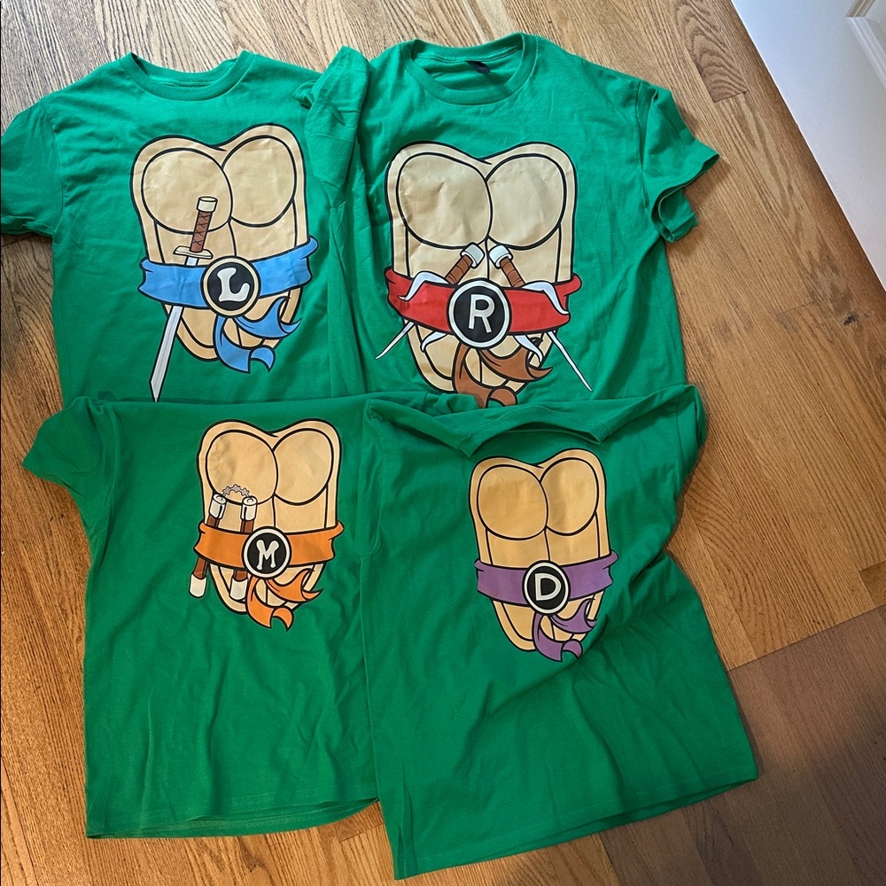 Family Halloween Costumes- Ninja Turtles
